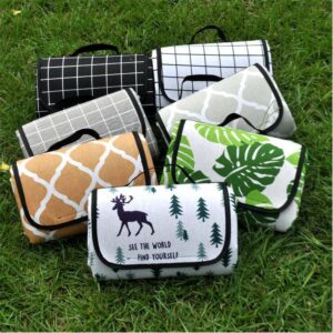 Outdoor Damp Proof Mat Waterproof Floor Mat Polyester Spring Outing Mat Thickened Picnic Mat Beach Mat Gift Mat