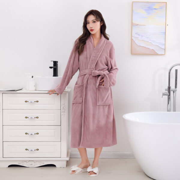 Coral Fleece Bath Towel Plus-sized Water-absorbing Quick-drying - Image 3